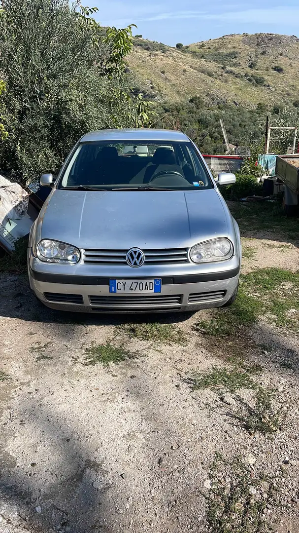 Volkswagen Golf 5p 1.9 tdi Comfortline 100cv - 1