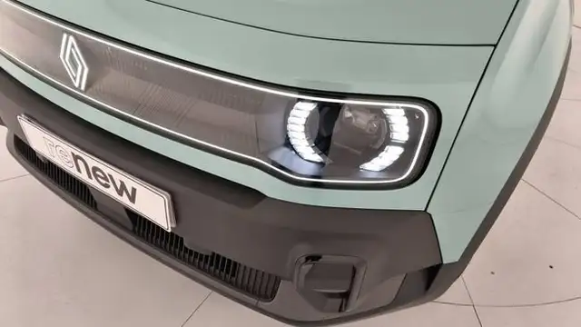 Renault R 4 view 2