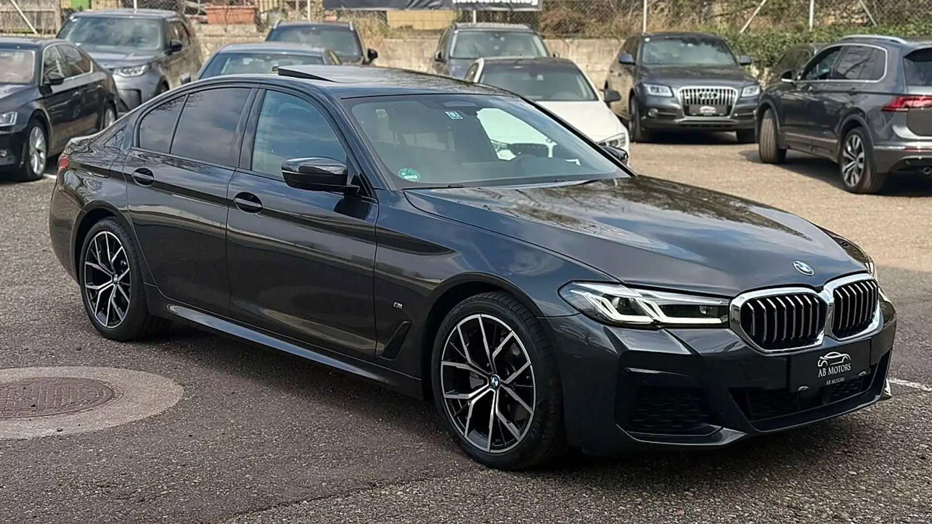 BMW 520 d 48 V Aut. Schwarz - 1