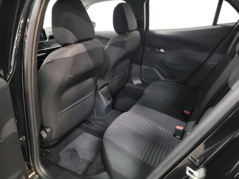 Peugeot e-2008 50 kWh Active Pack * CARPLAY * ALU * GPS * CAMERA * — photo 3