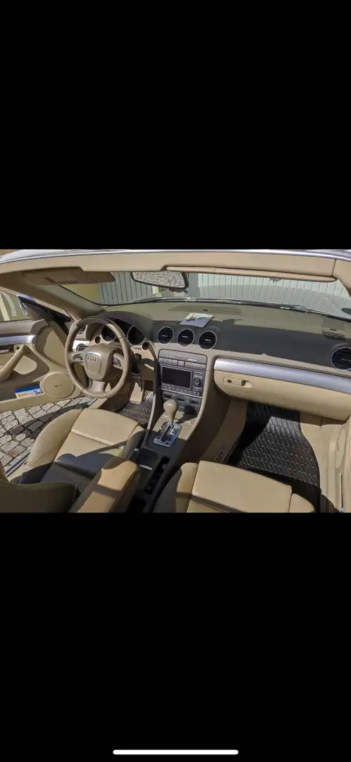 Audi A4 Cabriolet 2.7 TDI DPF multitronic Silber - 2