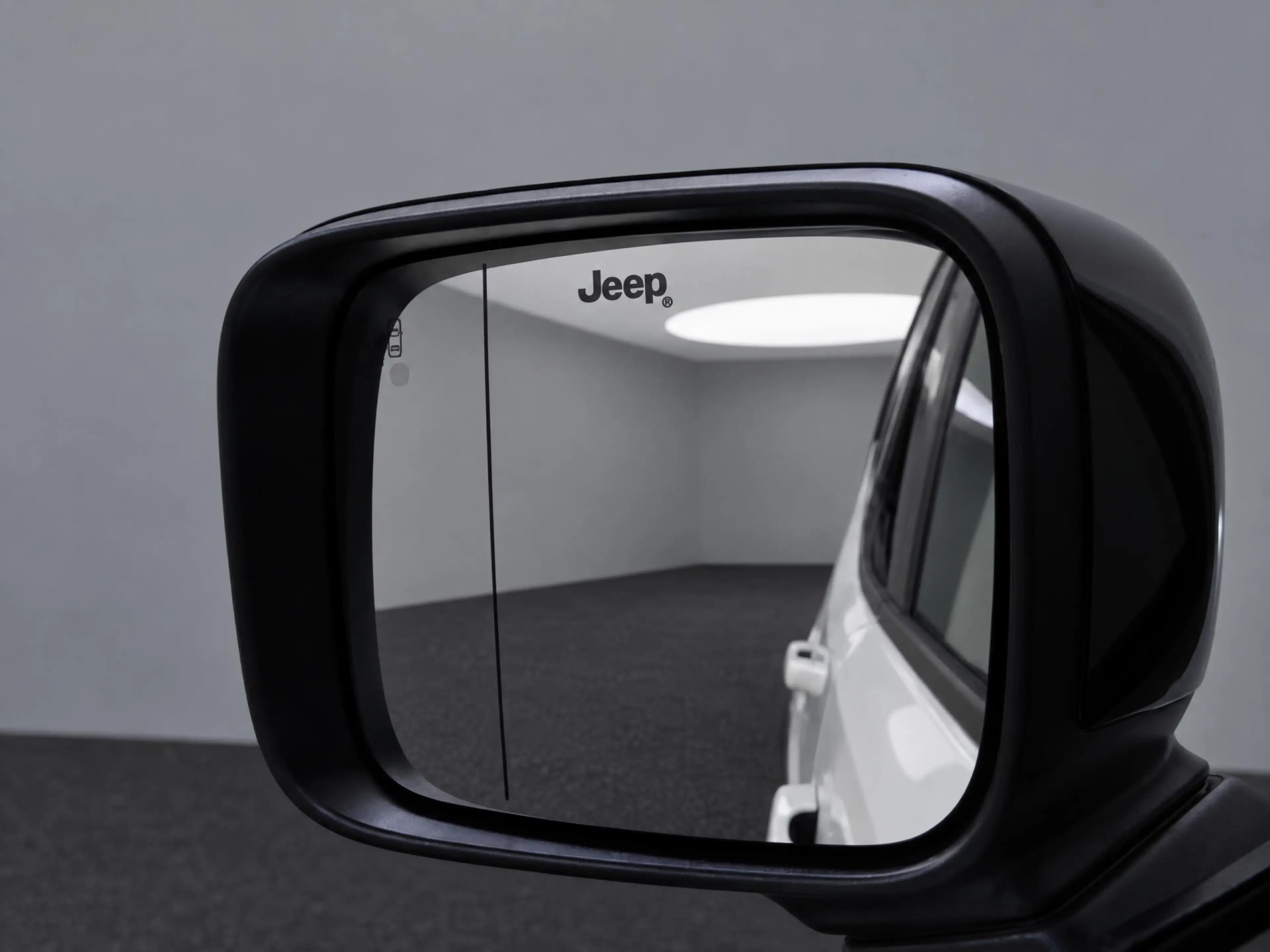 Jeep Renegade 4xe 190 Plug-in Hybrid Electric Limited PACK BLACK — photo 10