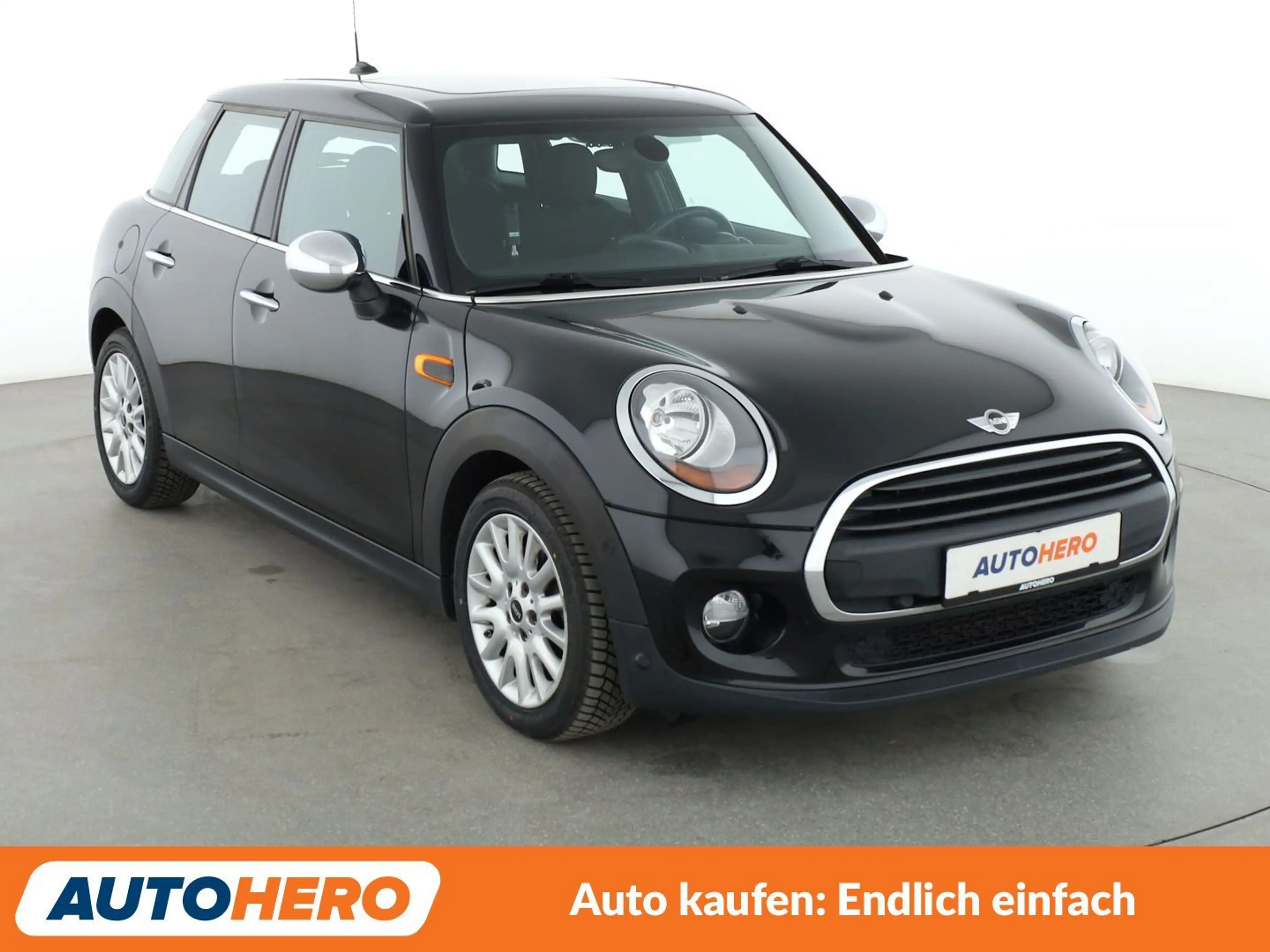 MINI One One Aut.*NAVI*TEMPO*LIMITER*PDC*SHZ*PANO* — photo 8
