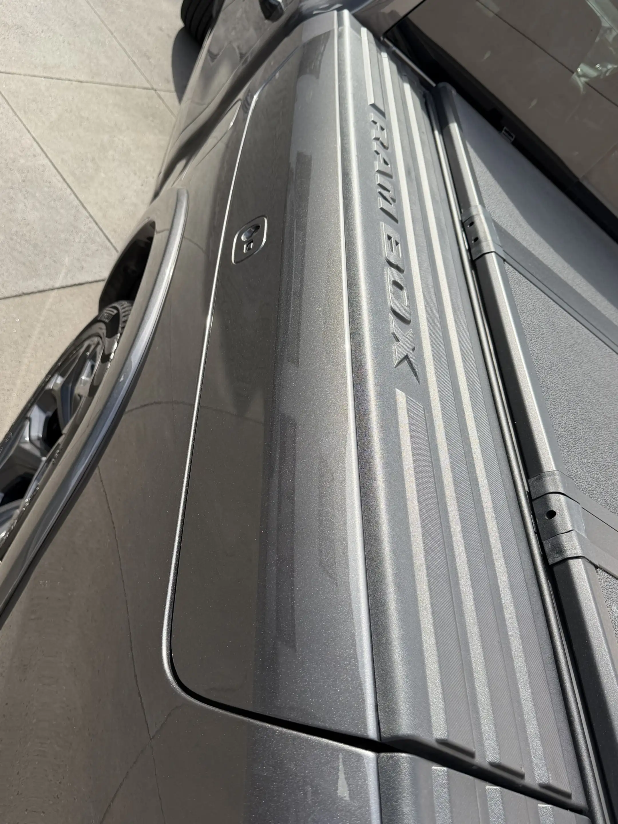 Dodge RAM 1500 5.7 V8 4x4 Crew Cab Limited Luchtvering-Pano- — photo 23