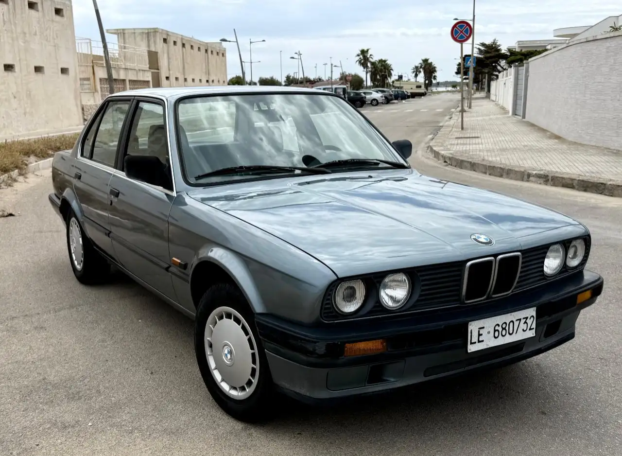 BMW 318 i, foto 3