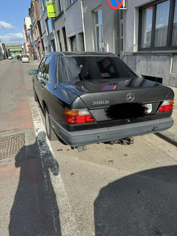 Mercedes-Benz 300 W124 300D Automatic, foto 5