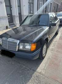 W124 300D Automatic