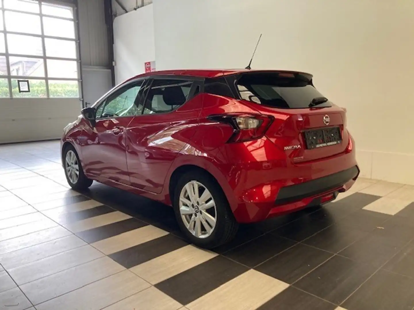 Nissan Micra 1.0 N-CONNECTA MT Rot - 2