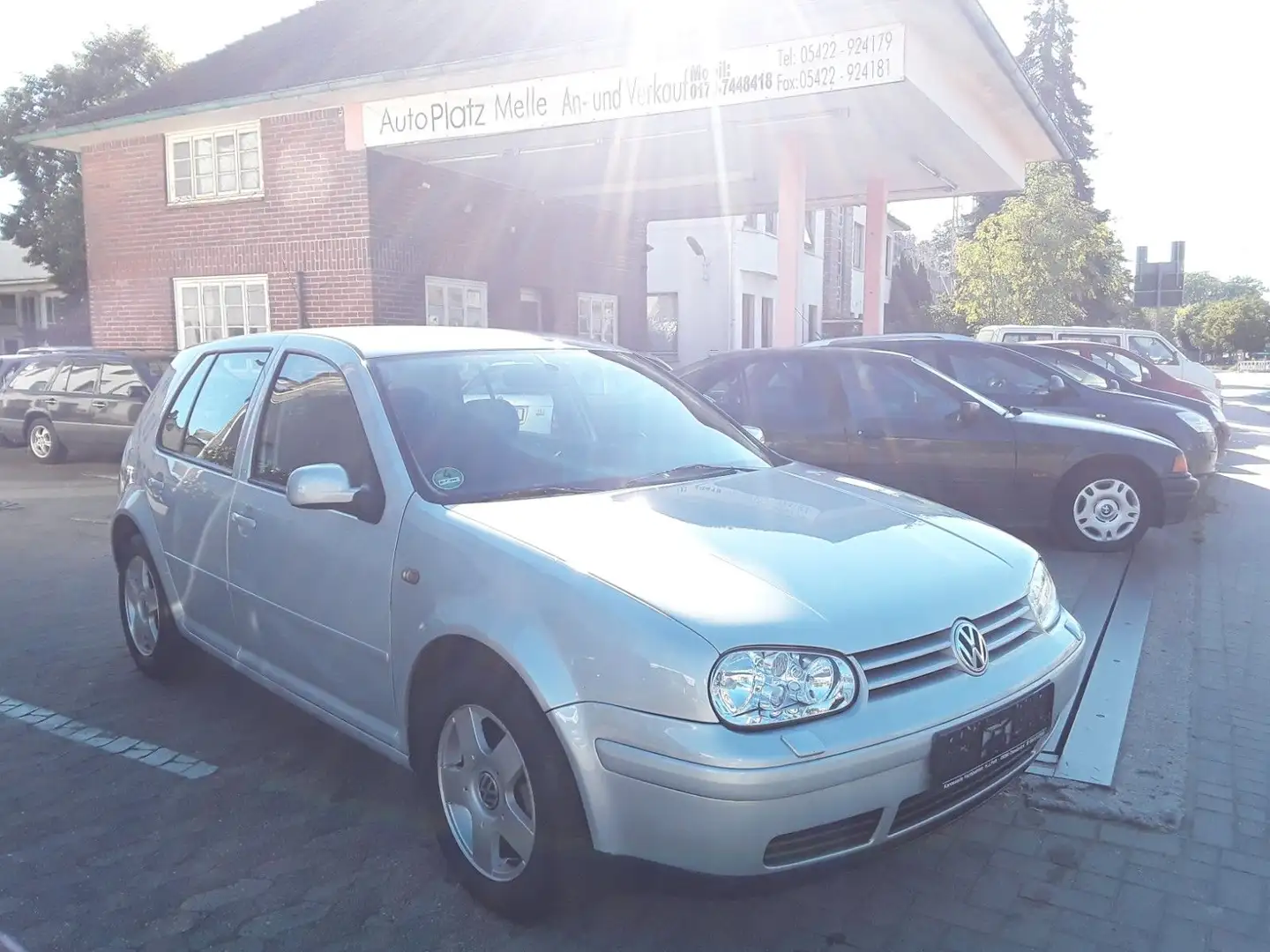 Volkswagen Golf 1.6 Auto Highline,1 Hand, Klima,Scheckheft Silber - 1