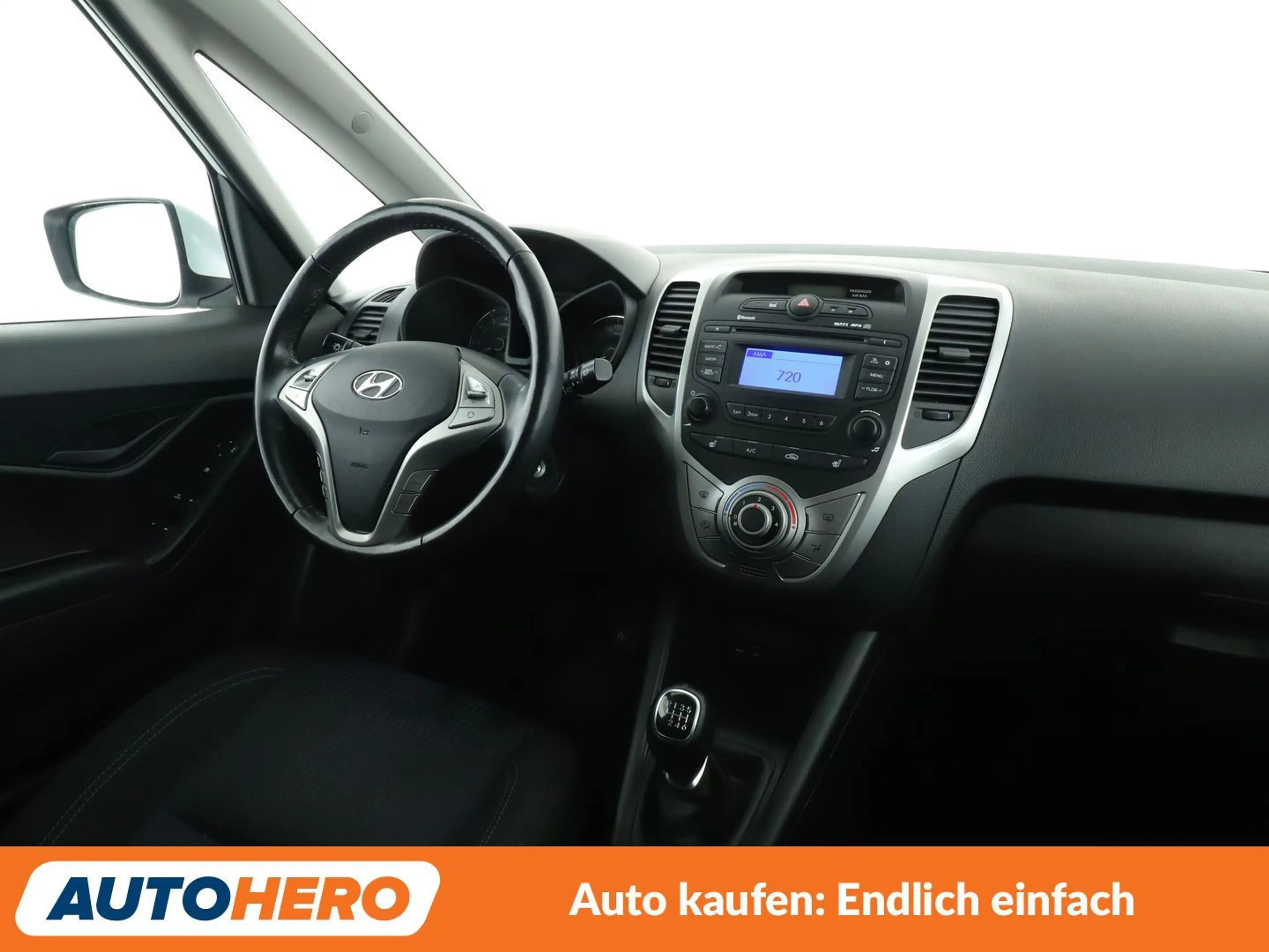 Hyundai iX20 1.6 Space blue *PDC*SHZ*ALU*KLIMA* — photo 13