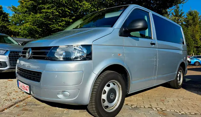 Volkswagen T5 Multivan 2.0 TDI Startline LED