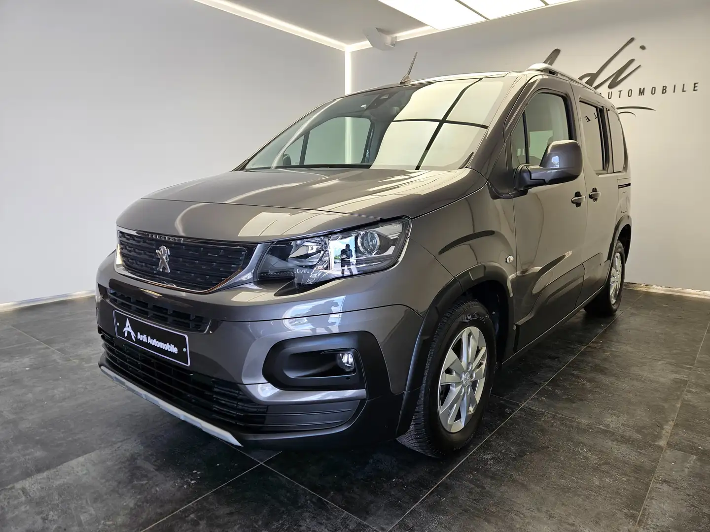 Peugeot Rifter 1.5 BlueHDi Long Active 7pl *GARANTIE*1ER PROP* Grijs - 1