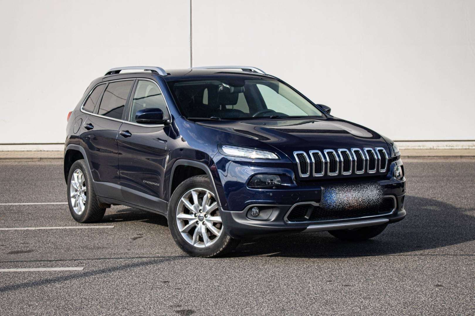 Second hand Jeep Cherokee 2.2