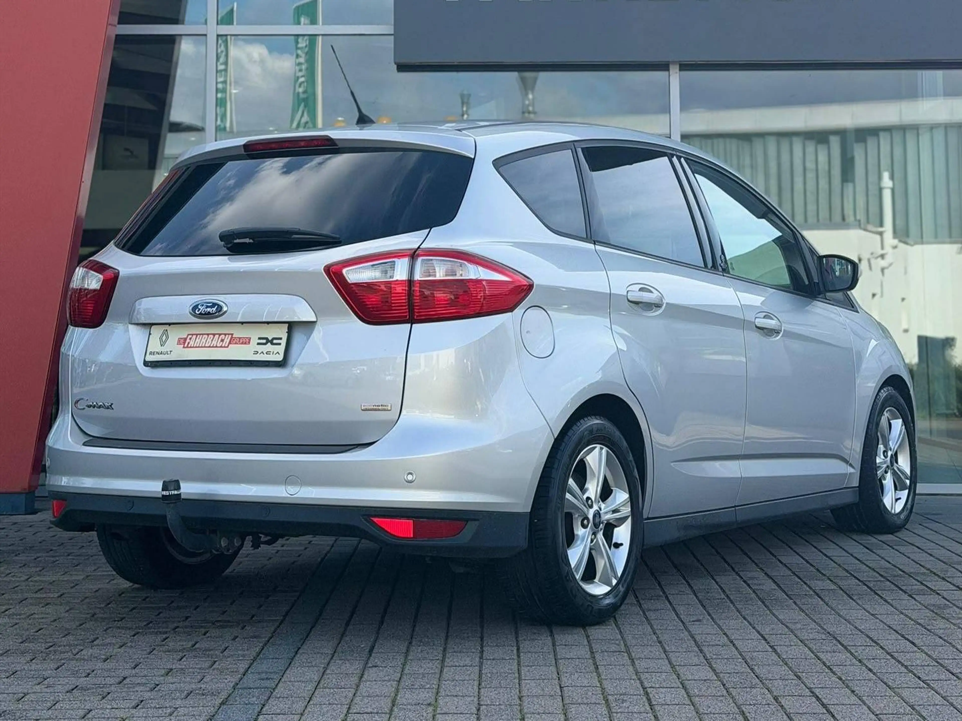 Ford C-Max Champions Edition — photo 19