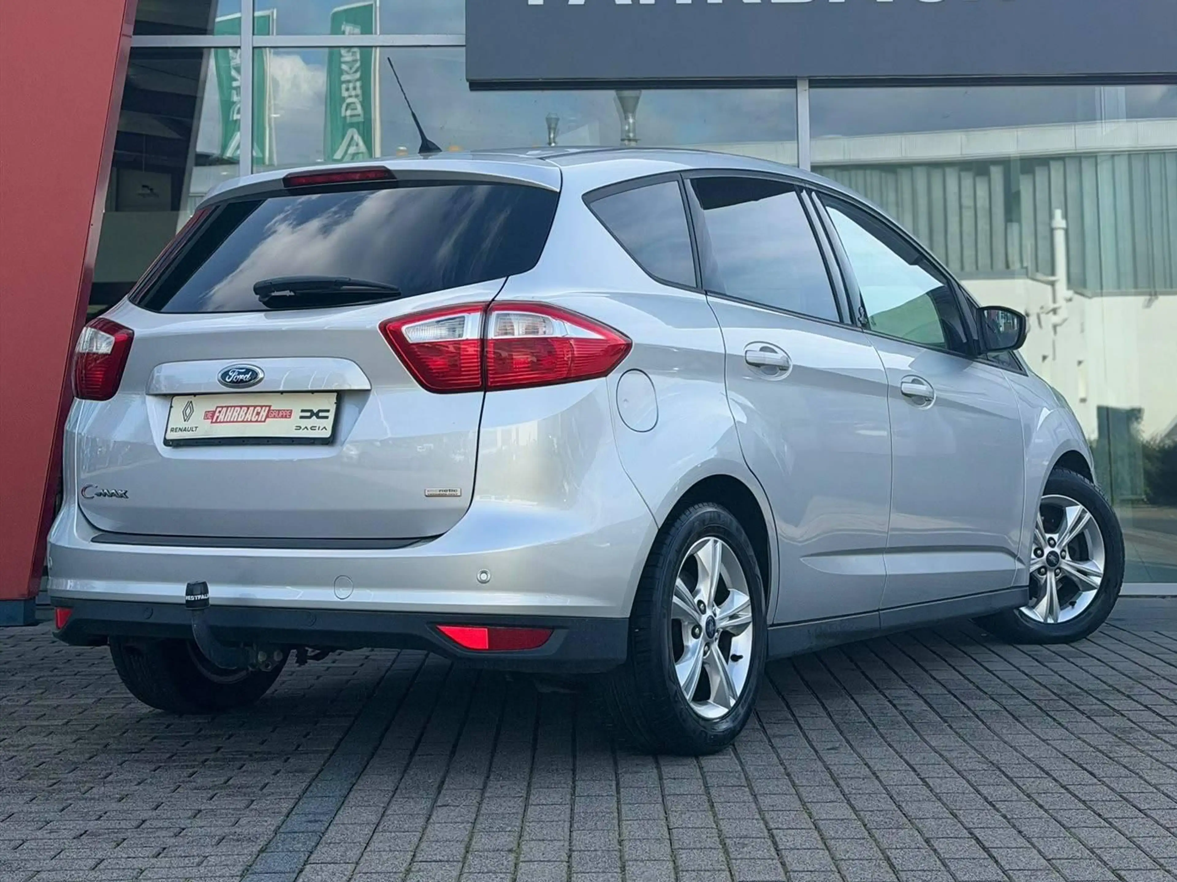 Ford C-Max Champions Edition — photo 18