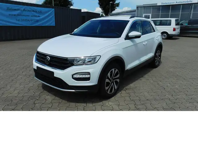 Volkswagen T-Roc view 5