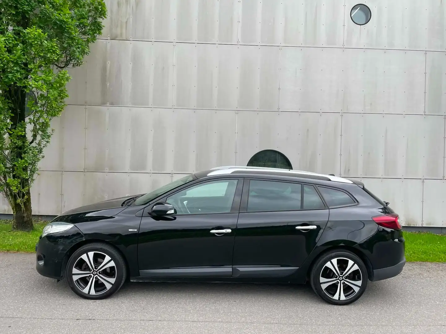Renault Megane BOSE Edition dCi 110 Aut.*Nur an Gewerbetreibende* Schwarz - 2