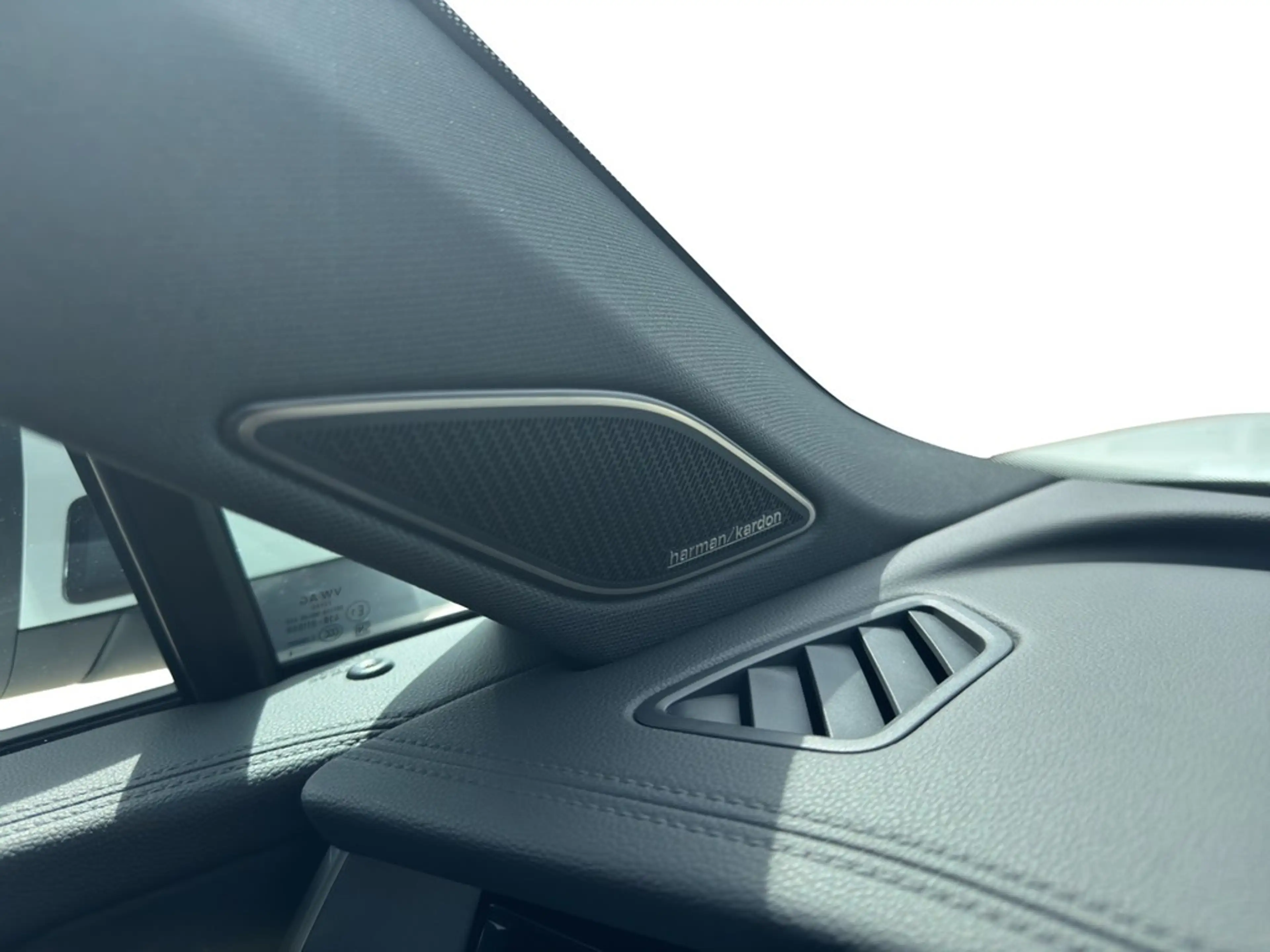 Volkswagen Tayron 1.5 eTSI DSG R-Line AHK*HARMAN*HUD*IQ-LIGHT*NAV... — photo 15