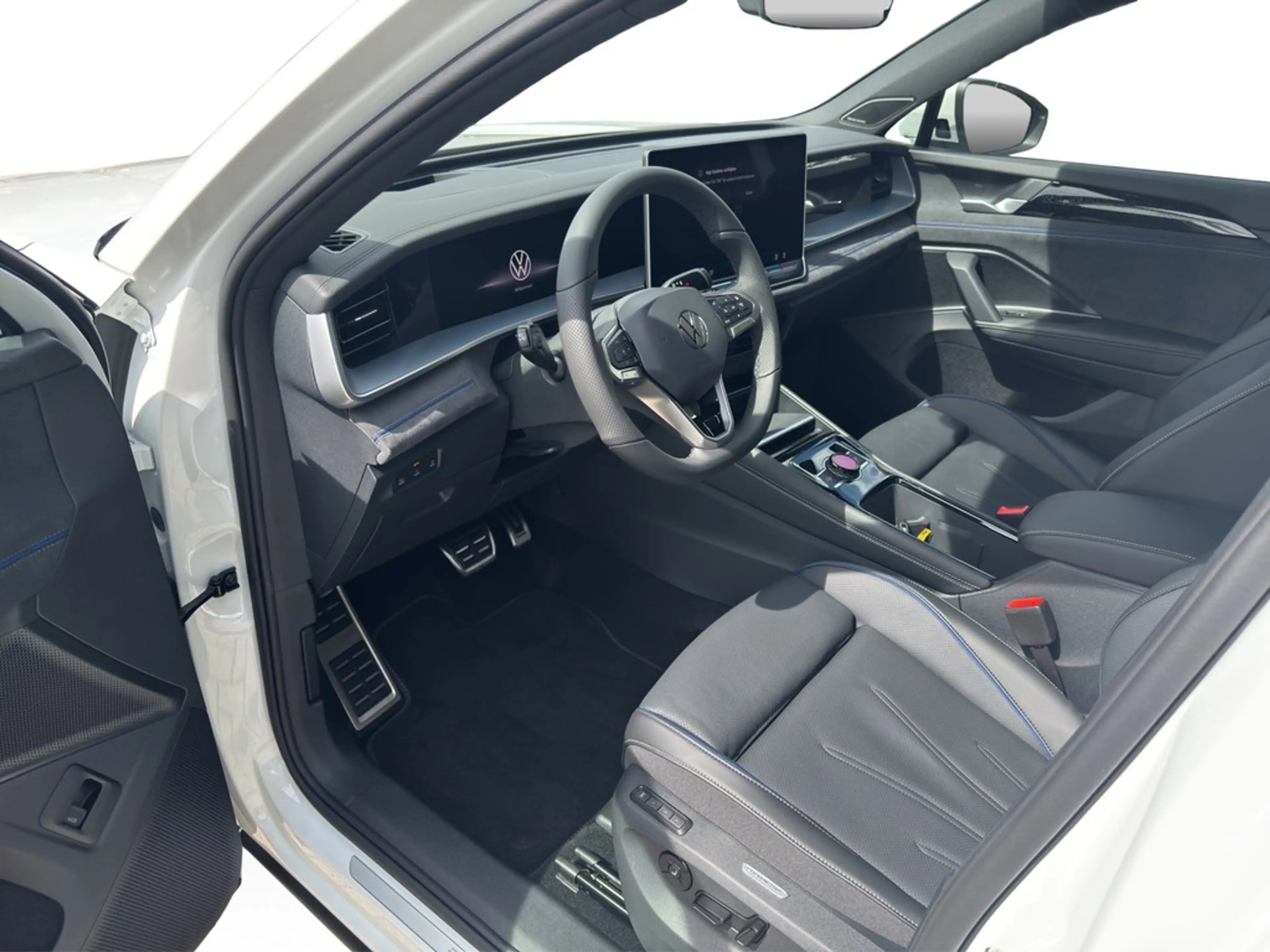 Volkswagen Tayron 1.5 eTSI DSG R-Line AHK*HARMAN*HUD*IQ-LIGHT*NAV... — photo 13