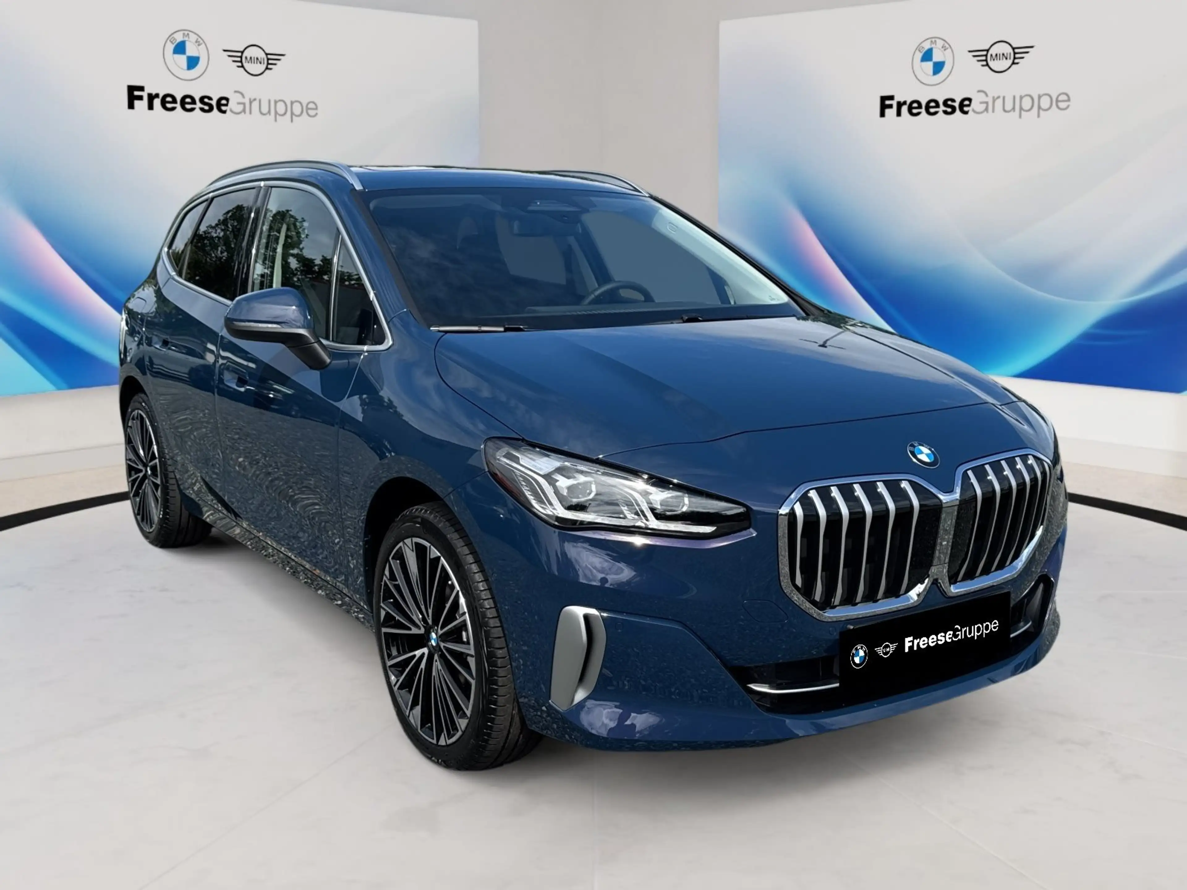 BMW 220 i  Luxury Line Luxury Line | AHK PANO RFK LED — photo 8