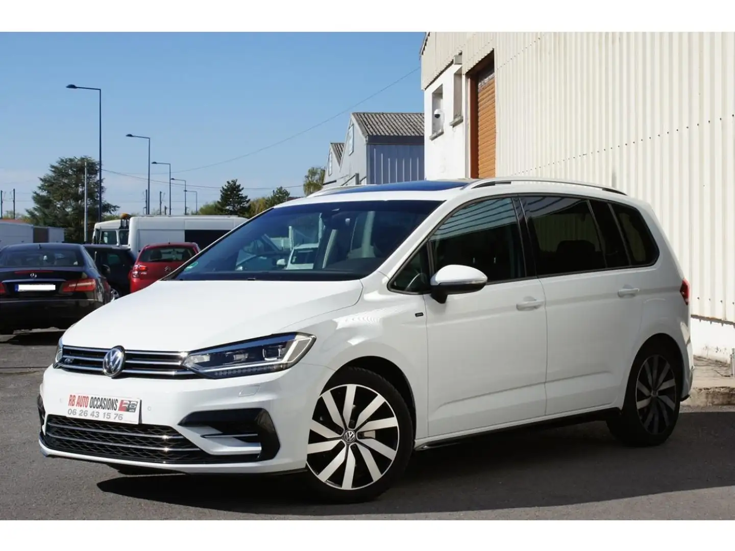 Volkswagen Touran Touran 1.5 TSI 150cv DSG 7 7places R-Line + TOIT OUVRANT LED JA18 ATTELAGE Blanco - 2
