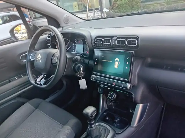 Citroen C3 Aircross view 9