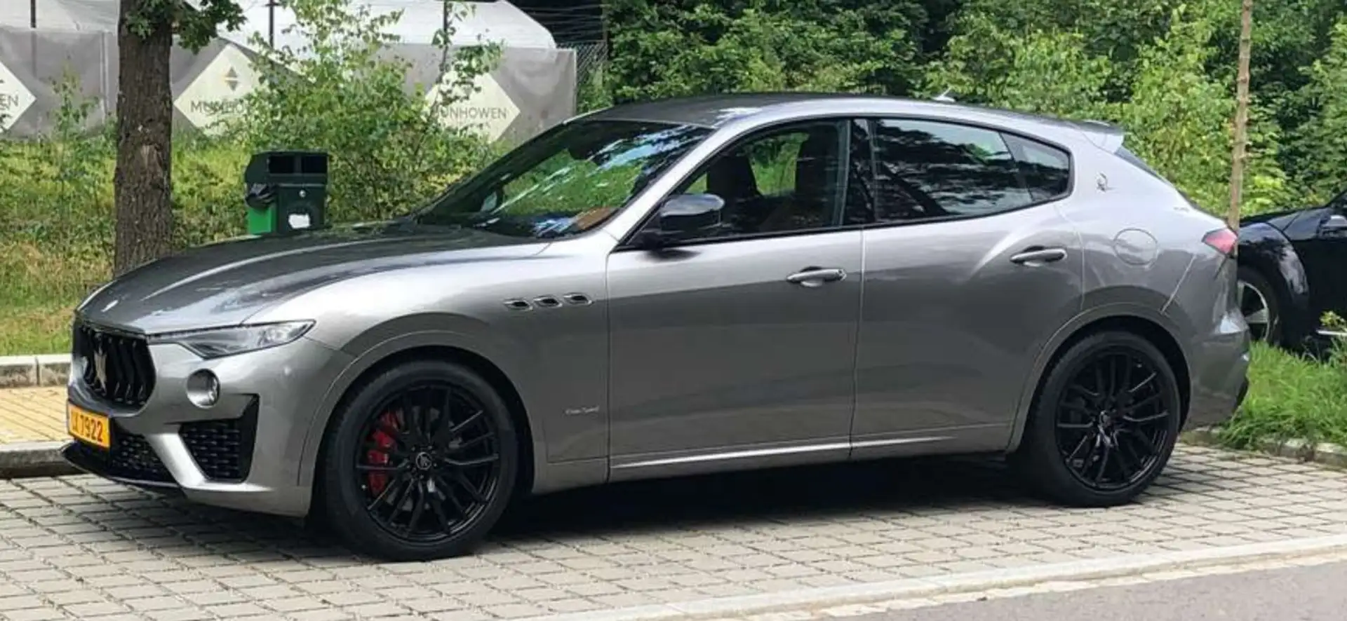Maserati Levante GranSport Gris - 1