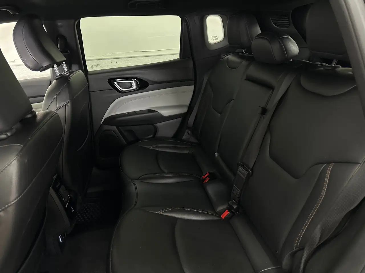 Jeep Compass снимка Jeep Compass
