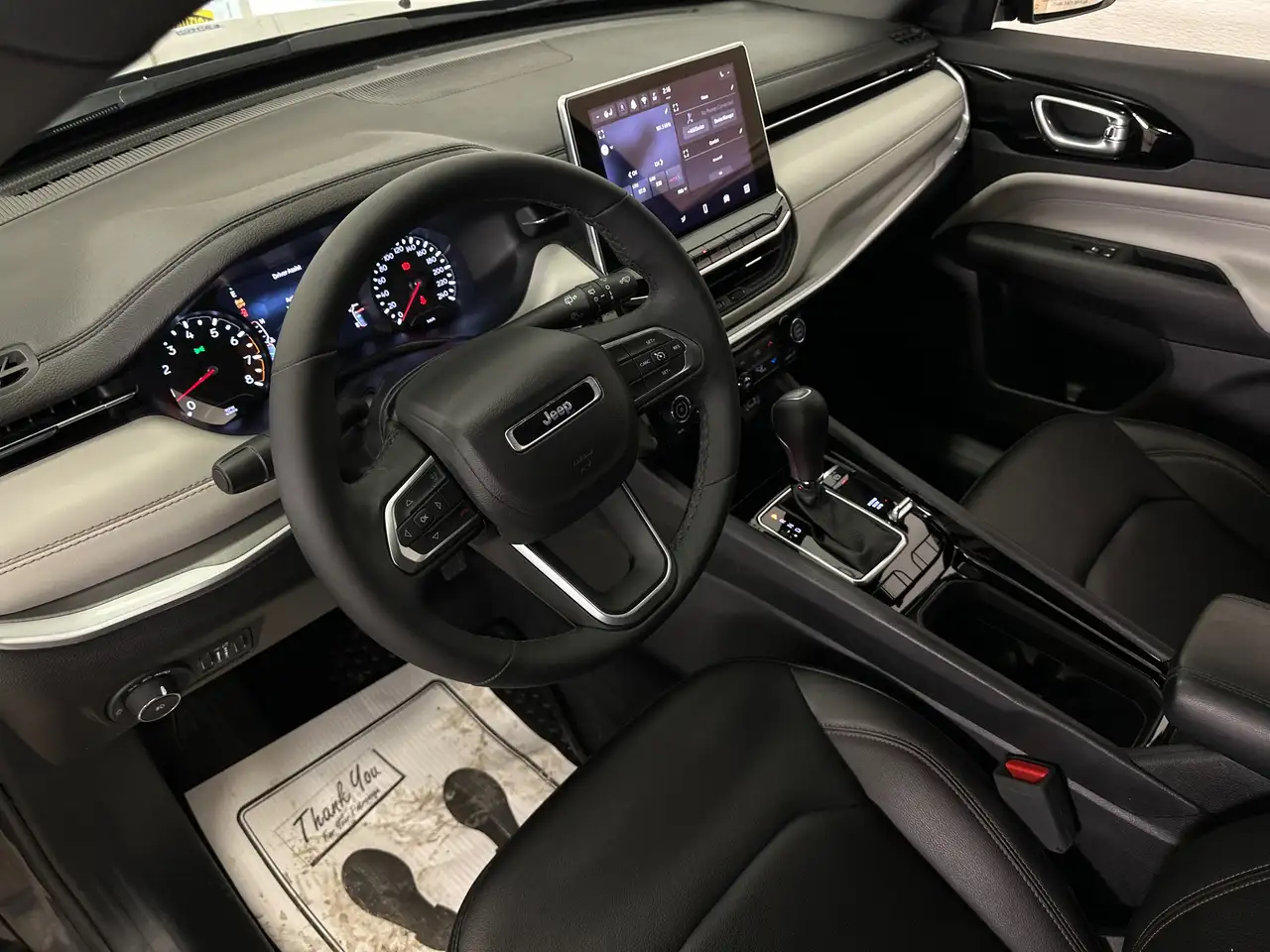 Jeep Compass снимка Jeep Compass