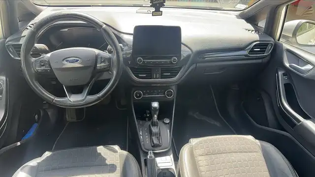 Ford Fiesta view 11
