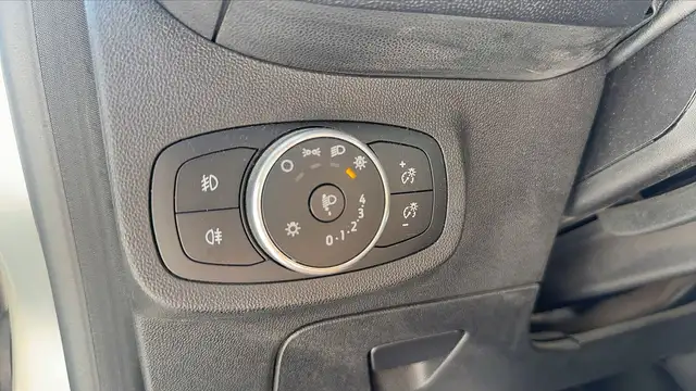 Ford Fiesta view 13