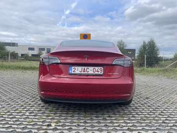 Langstreckenbatt. Allradantrieb Dual Motor Performance
