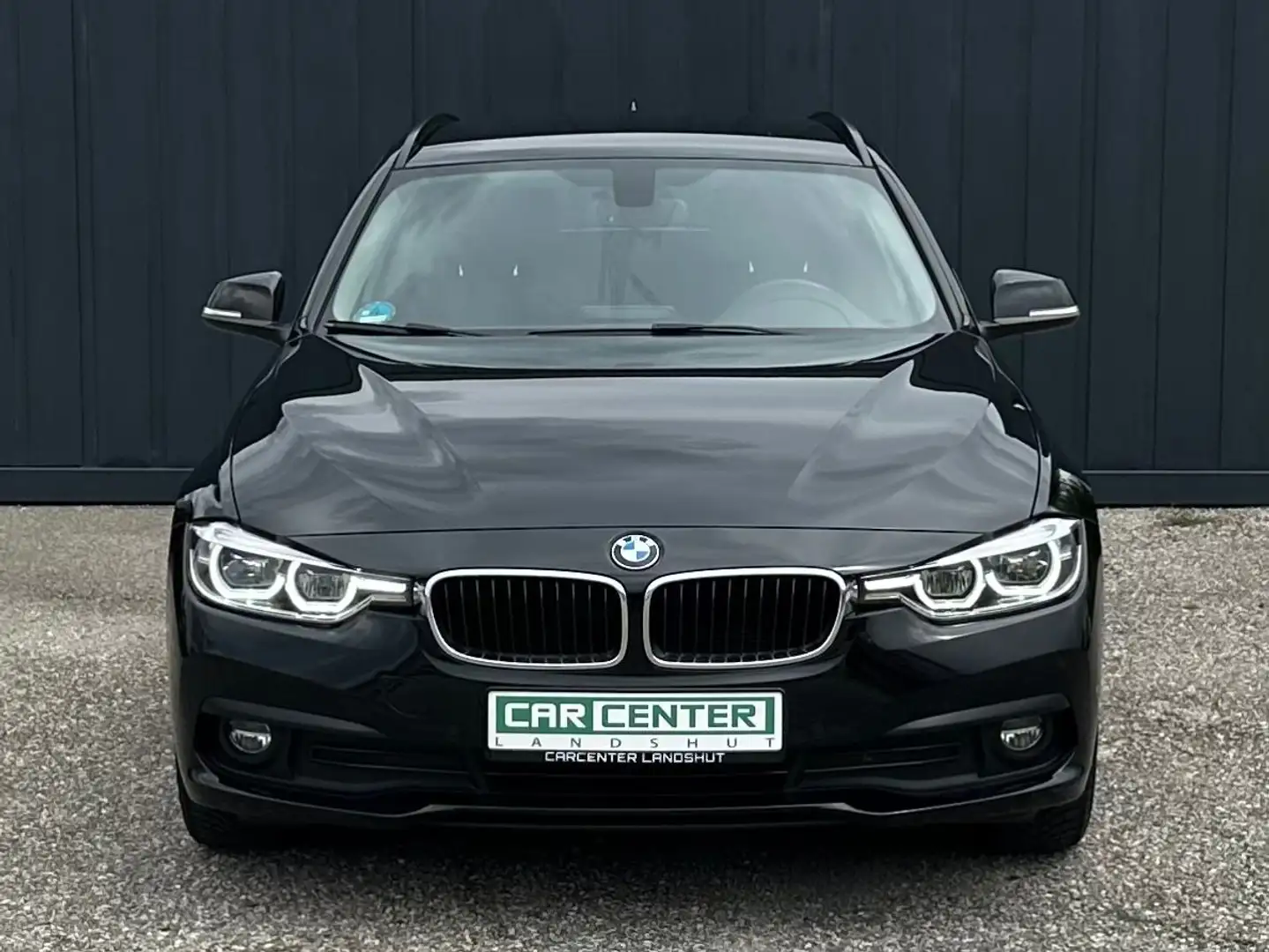 BMW 320 d Advantage AUTOMATIK,LED,SHADOW,TMPMT,SHZ Noir - 2