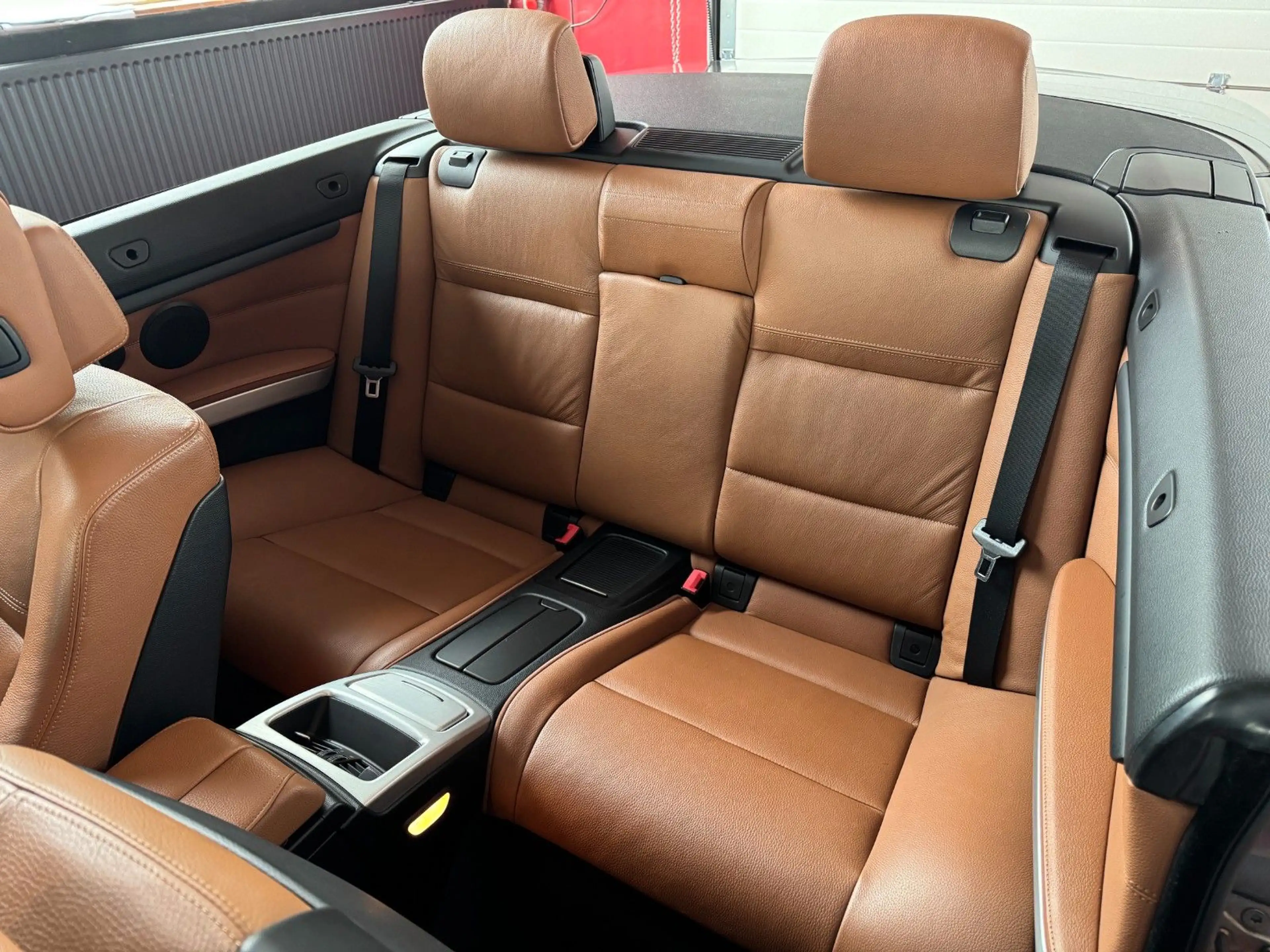 BMW 335 i Cabrio M Paket N54 DKG NaviProf 19 Zoll PDC — photo 14
