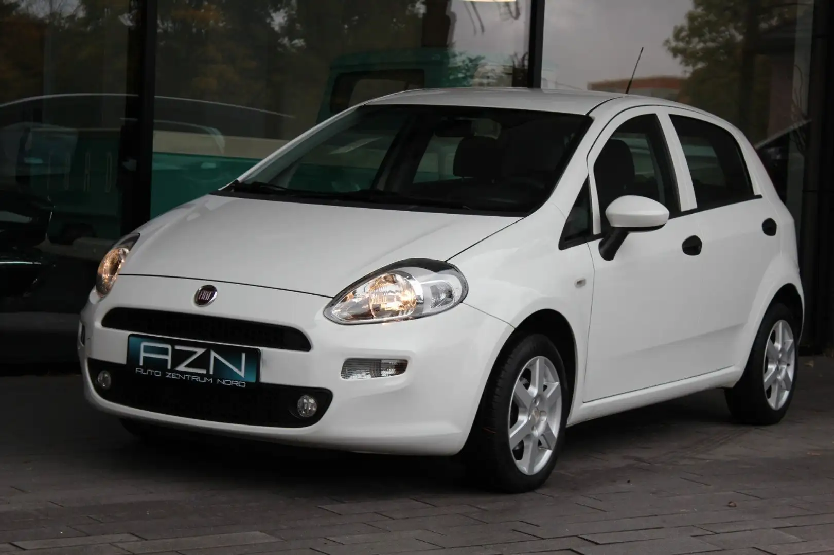 Fiat Punto MY-STYLE 4-türig mit Klimaanlage Wit - 2