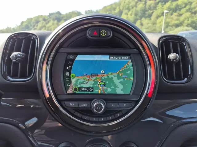 Mini Countryman view 11