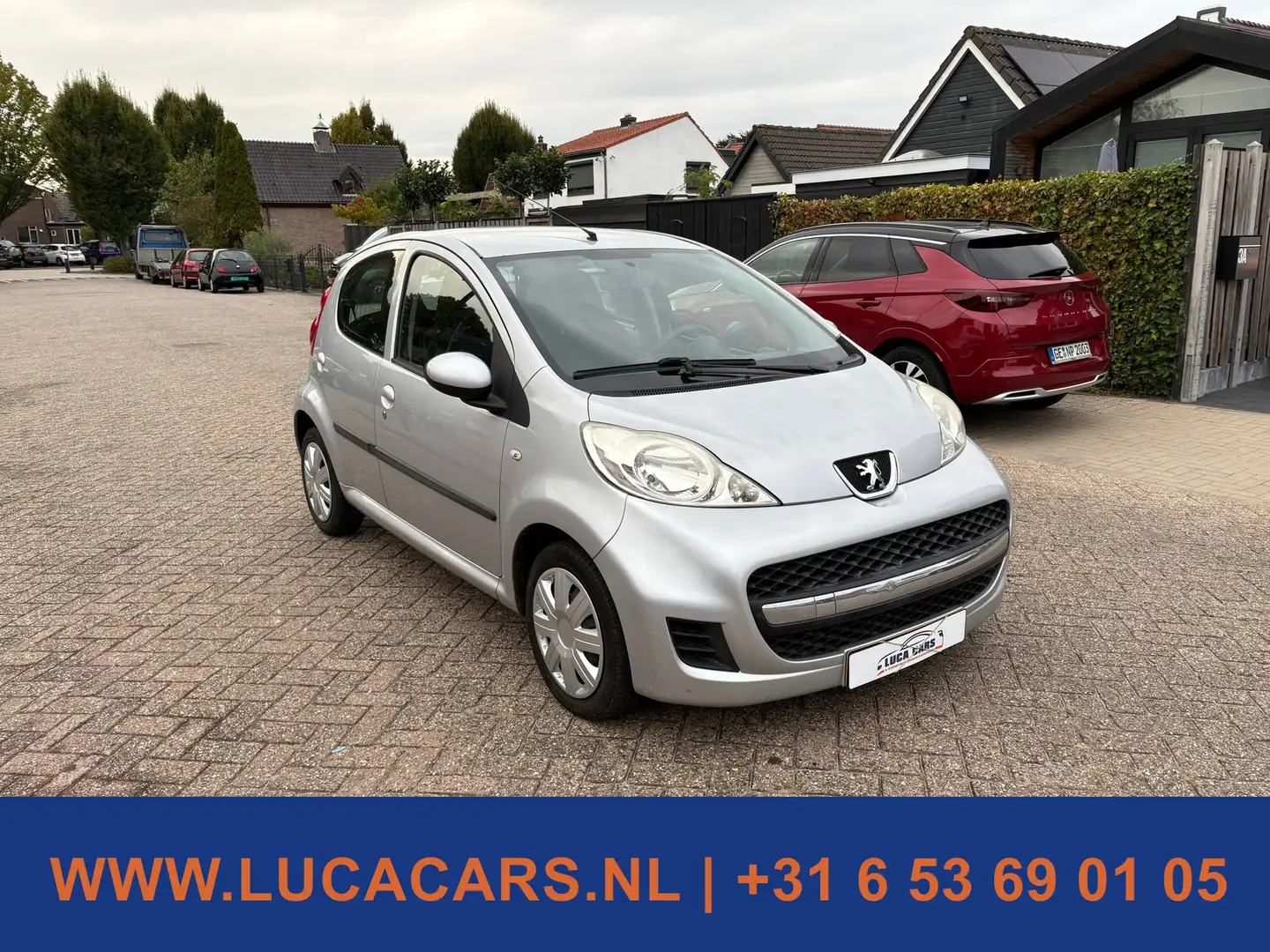 Peugeot 107 1.0-12V Sublime 2X SLEUTEL + BOEKJES! Grijs - 2