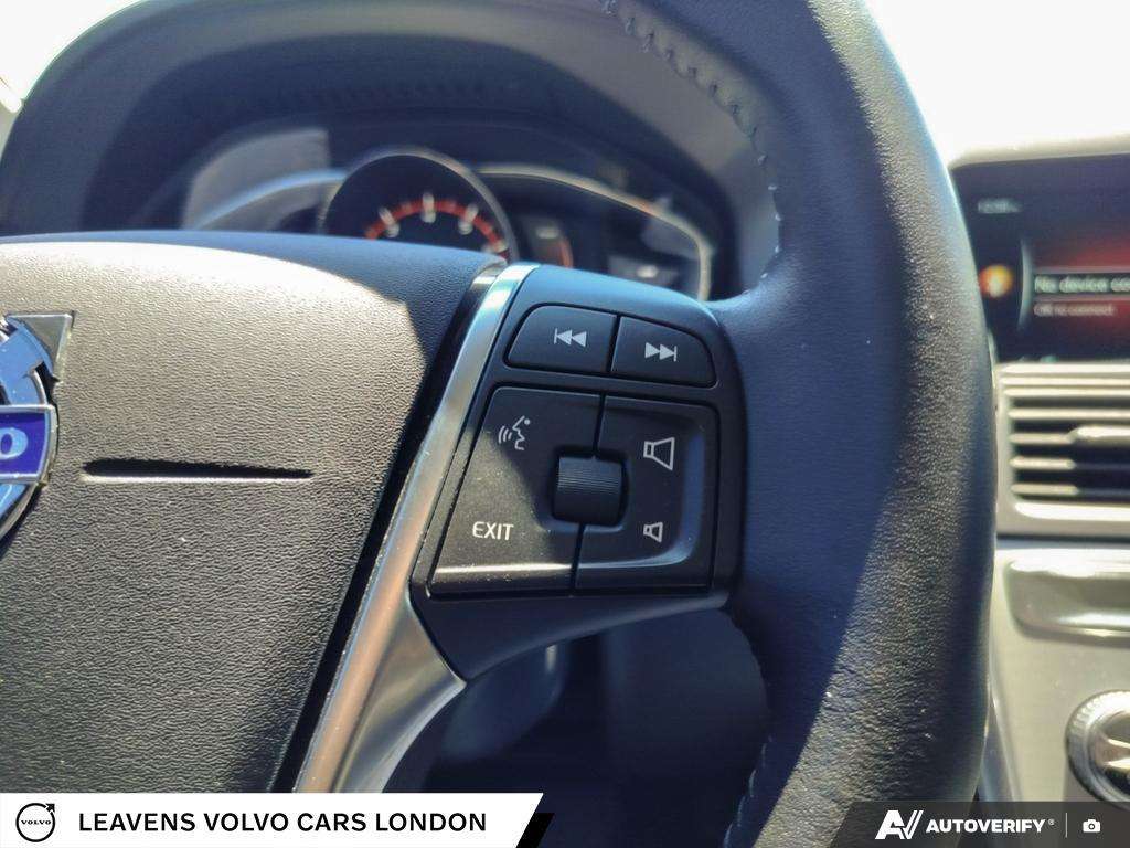 2017 Volvo XC60 T6 | AWD | Safety Certified | New Brakes thumb 16