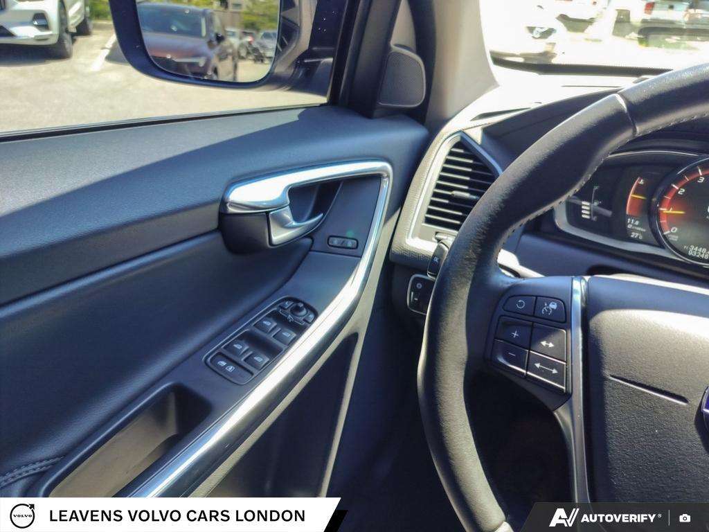 2017 Volvo XC60 T6 | AWD | Safety Certified | New Brakes thumb 17