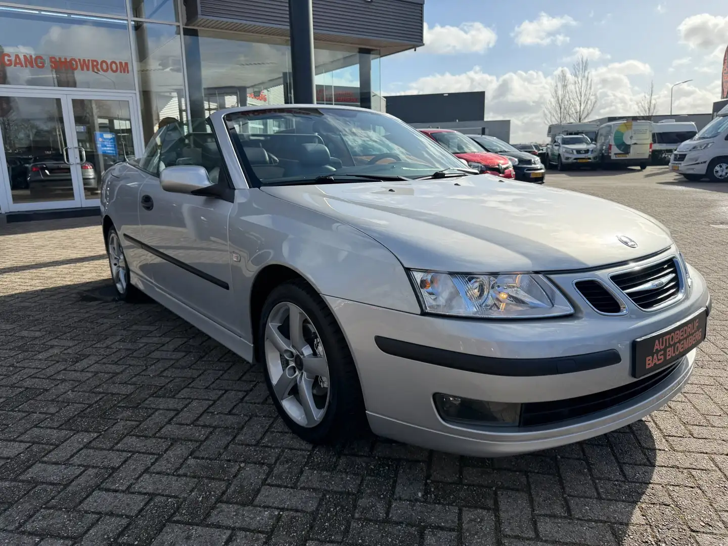 Saab 9-3 Cabrio 2.0t Vector Spring Edition, Automaat, Navi, Grau - 2