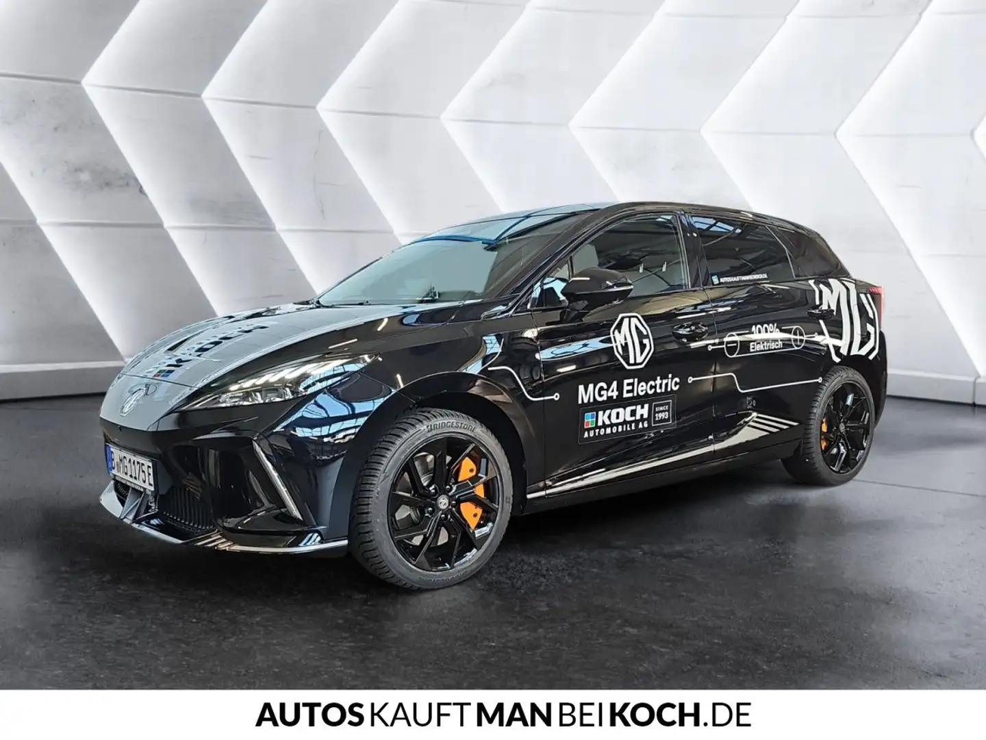 MG MG4 Xpower ACC, Shz. Lenkrhz., Keyless, 360° , Nav Černá - 2