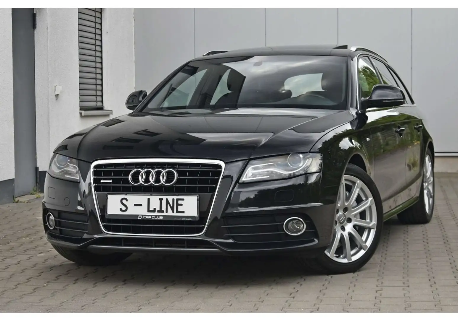 Audi A4 Avant 3.2i V6 FSI Quattro S line Tiptronic - 1