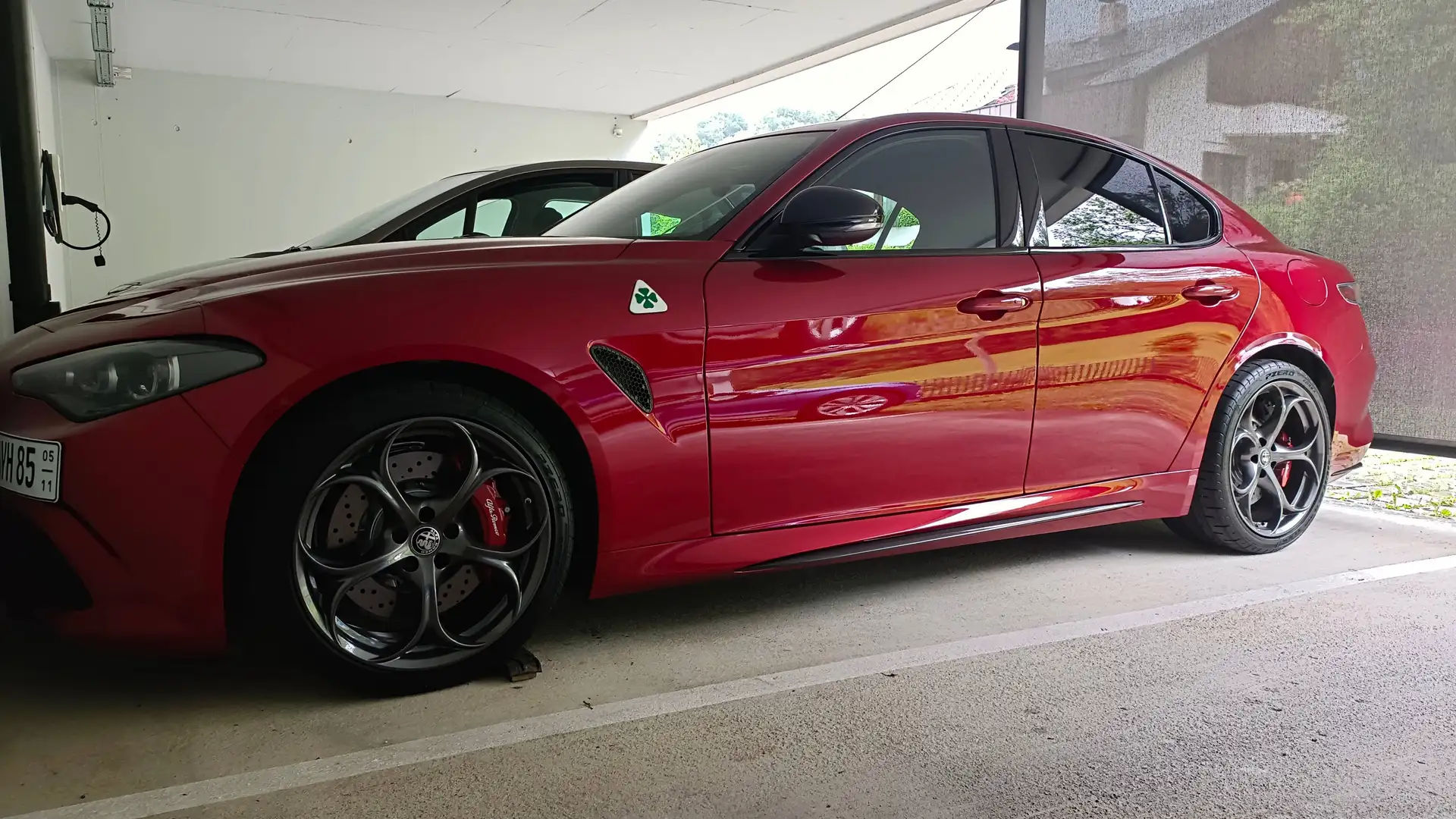 Alfa Romeo Giulia Giulia Quadrifoglio 2,9 Bi-Turbo 520 AT8 RWD Quadr Rot - 2