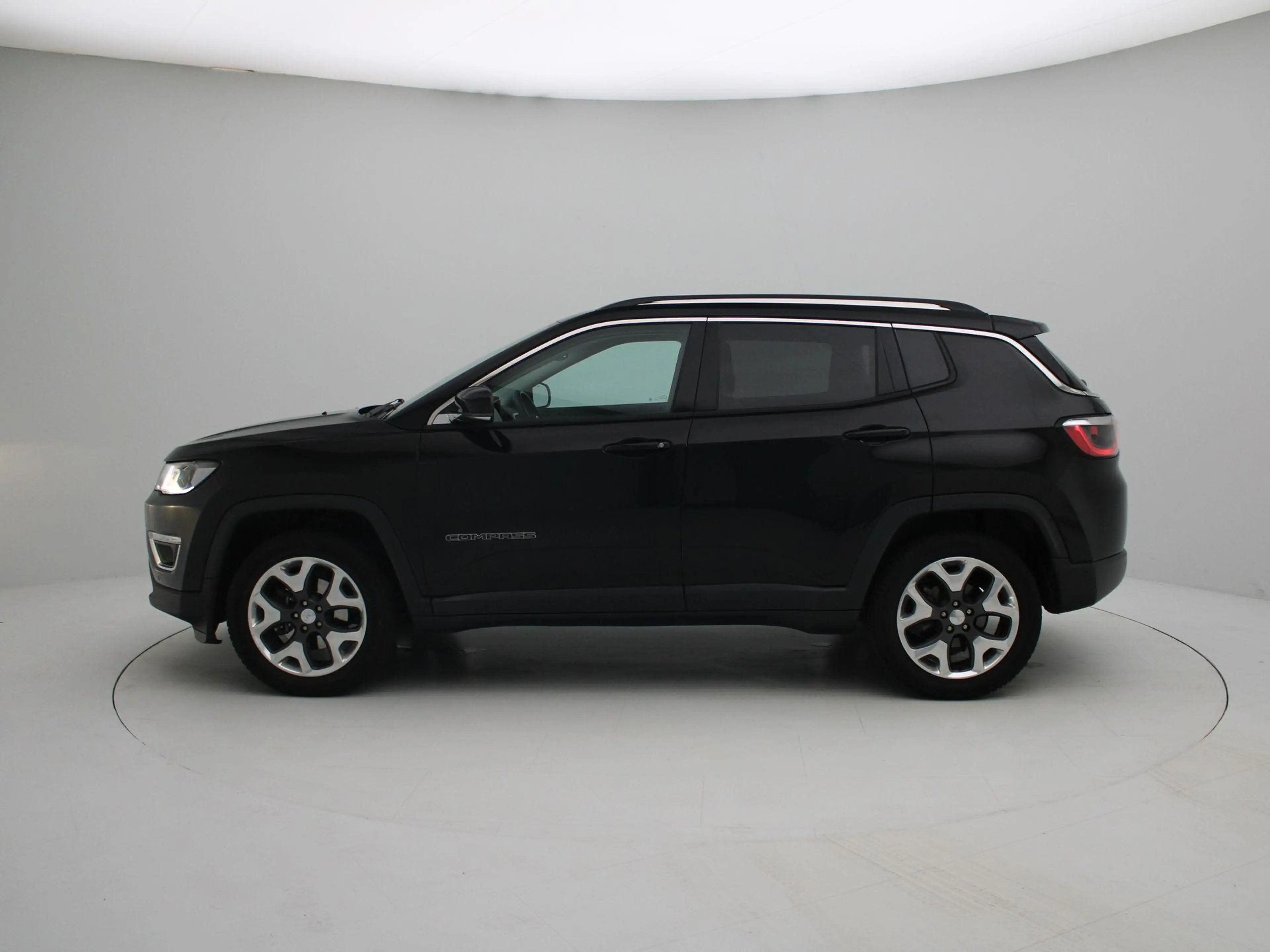 Jeep Compass 1.4 MultiAir Limited 4x4 — photo 4
