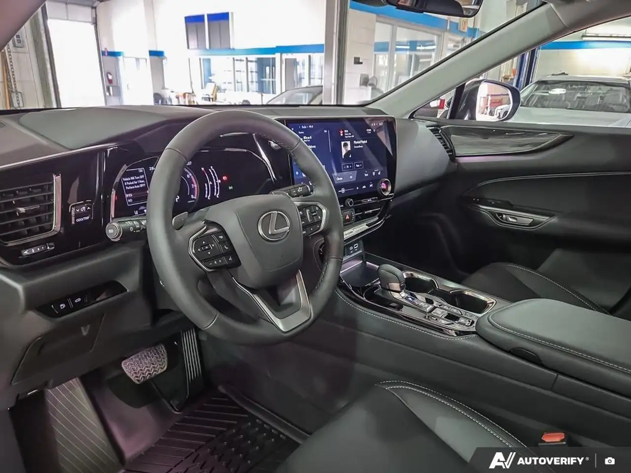 Lexus NX fotografie Lexus NX