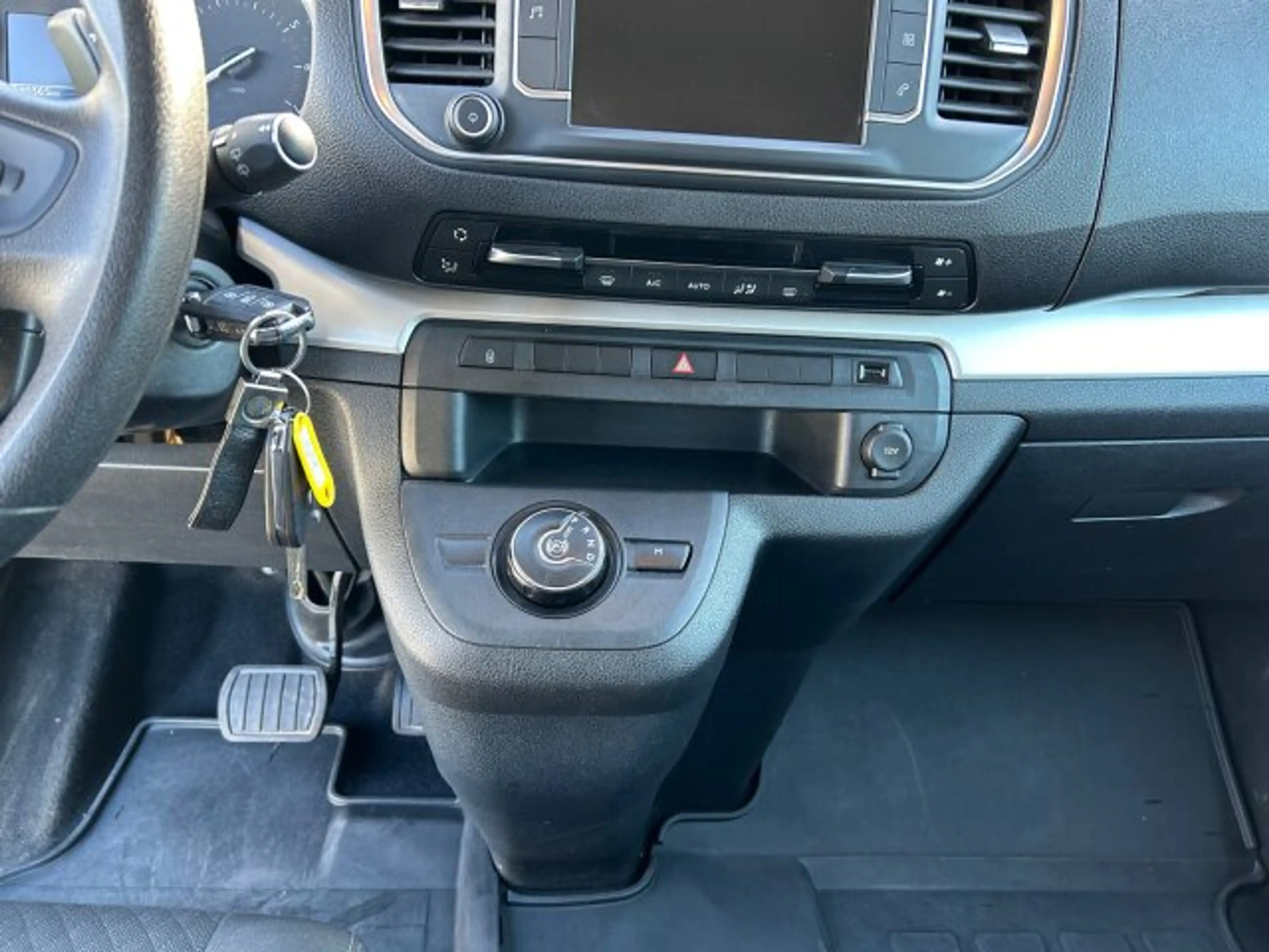 Opel Zafira Life Zafira Life 2.0 D M Edition 8-Sitzer Automatik Sitzheizung 177PS — photo 13