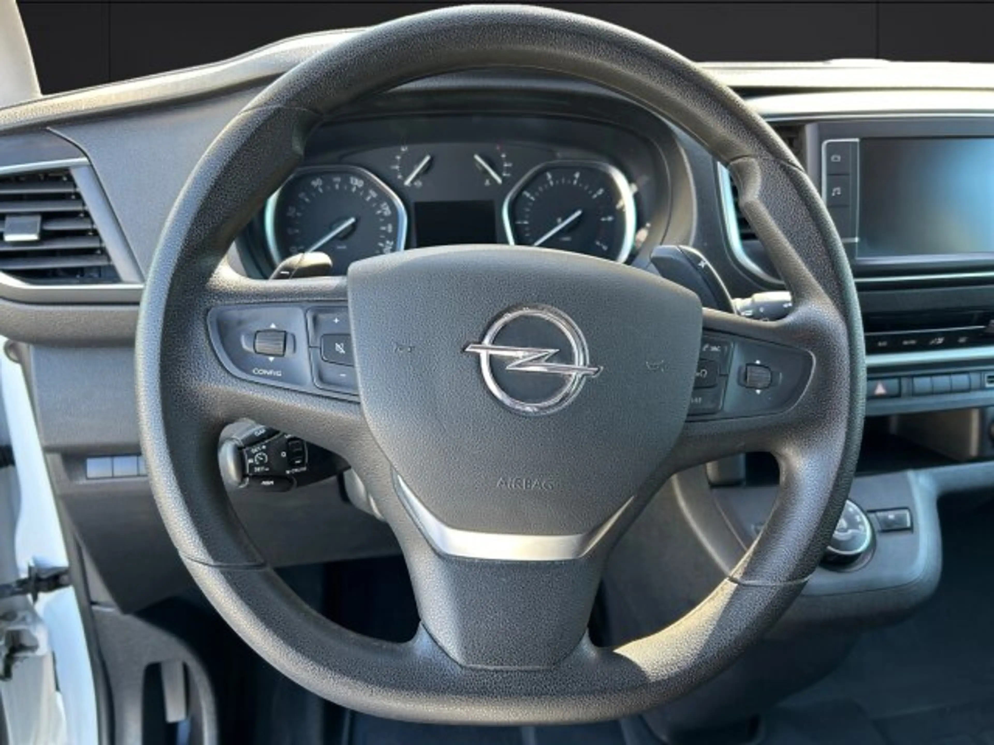 Opel Zafira Life Zafira Life 2.0 D M Edition 8-Sitzer Automatik Sitzheizung 177PS — photo 9