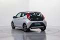 Toyota Aygo 70 x-play Argent - thumbnail 9