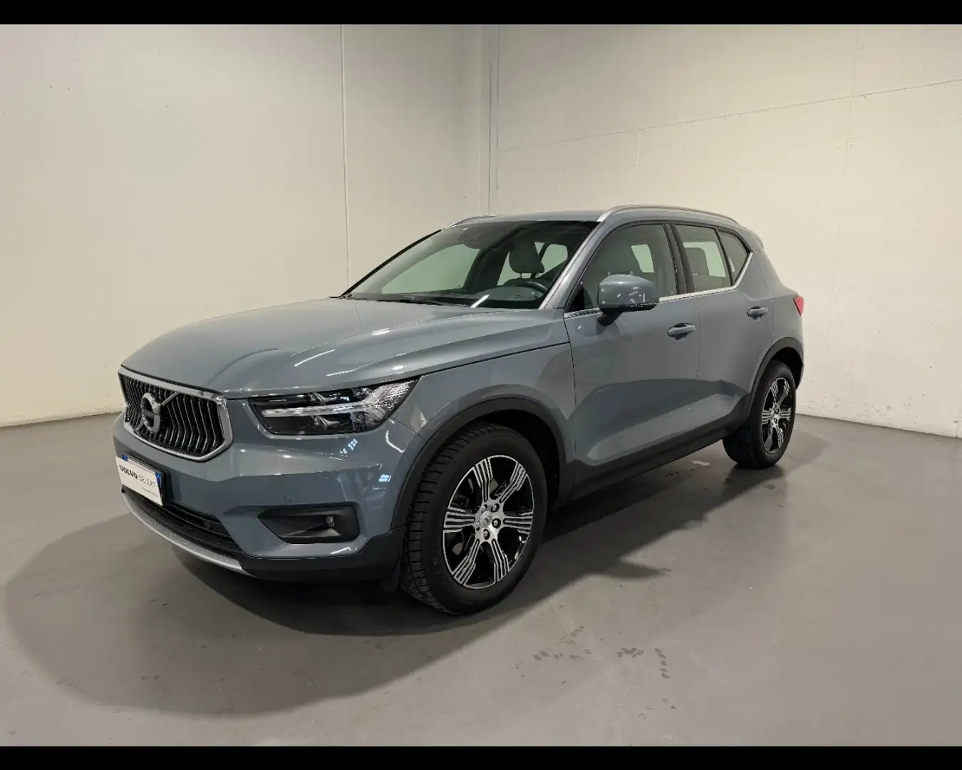 Volvo XC40 D3 AWD GEARTRONIC INSCRIPTION Grigio - 1