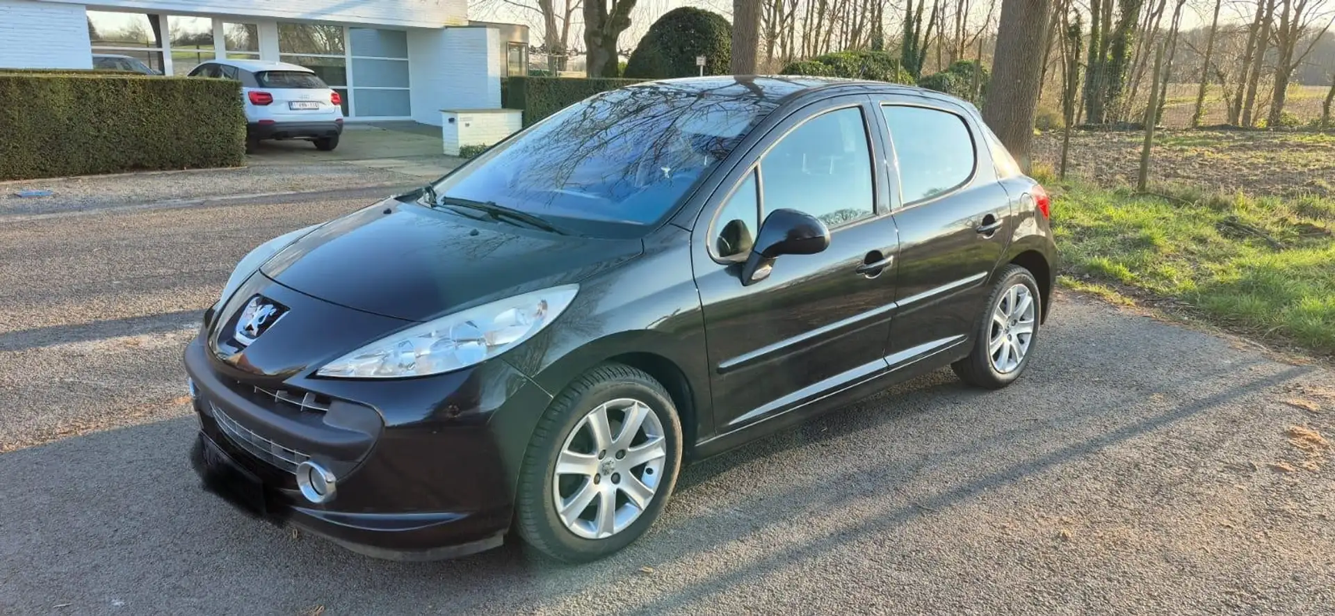 Peugeot 207 90 HDi FAP (Blue Lion) Urban Move - 1